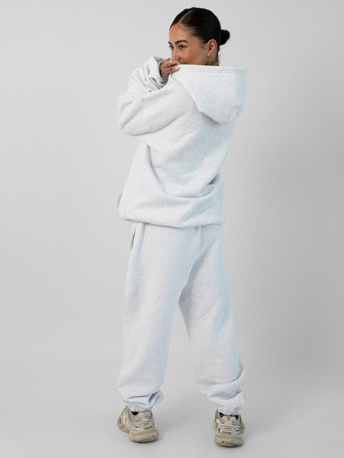 Lt Heather Grey / F
