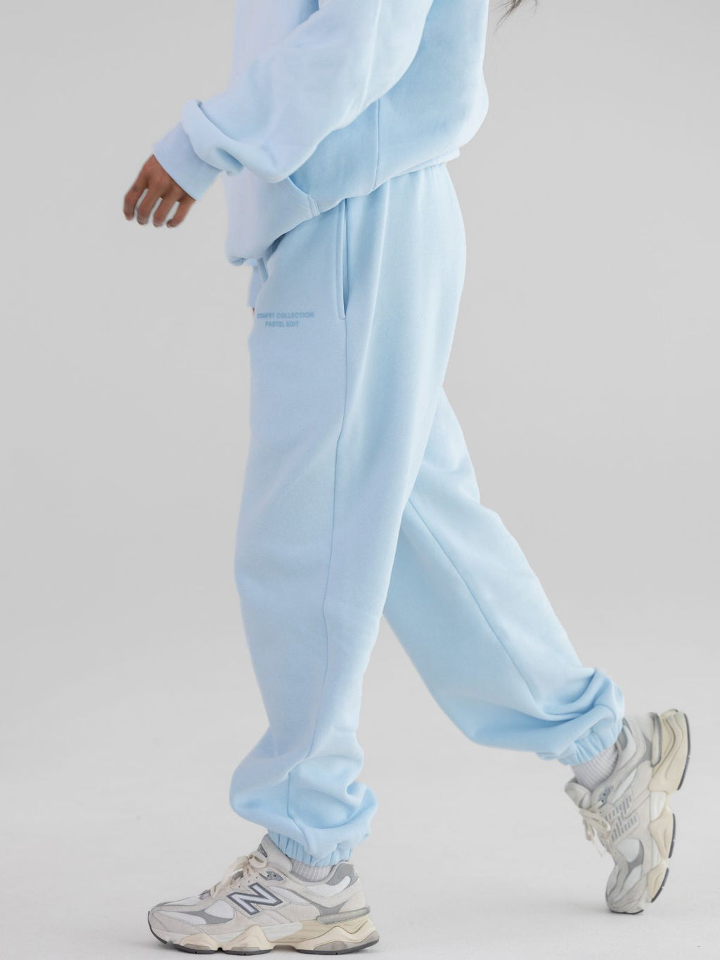 Baby Blue / F